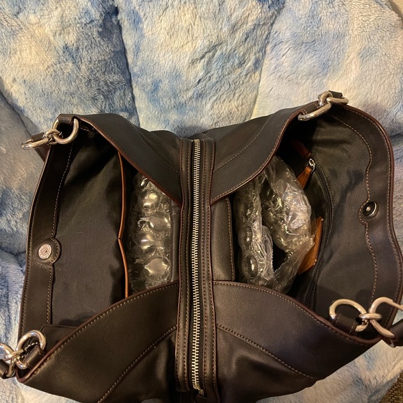 Coach Black and Brown Textured Shoulder Bag - Picture 3 of 7